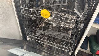 Lavavajillas Indesit básico