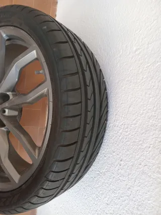 2 Llantas BMW 18" , neumaticos 80% vida