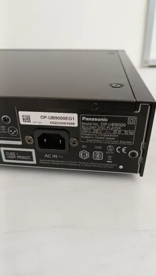 Reproductor Blu-ray Panasonic W8Y2810