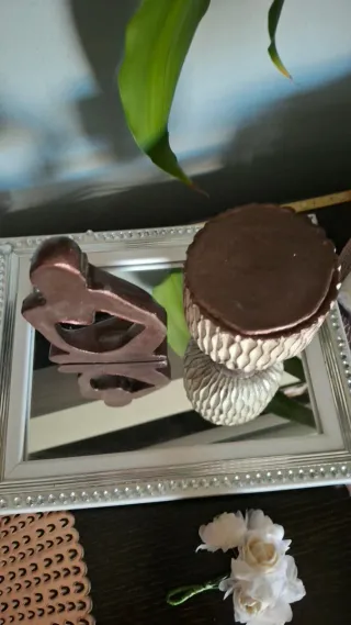 Adornos de escayola con blanco  cobre