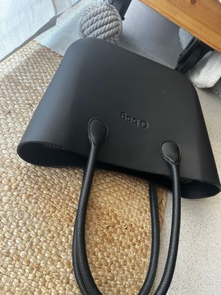 Bolso O Bag clásico negro – Nueva