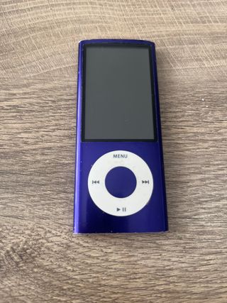 iPod Nano 5ta Gen A1320 Morado Sin cable
