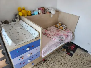 Cuna convertible con cajones