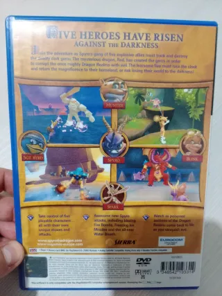 Spyro A Hero's Tail PS2