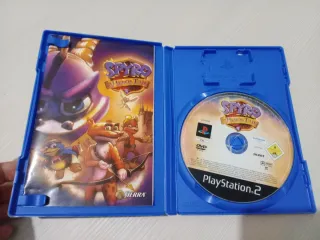 Spyro A Hero's Tail PS2