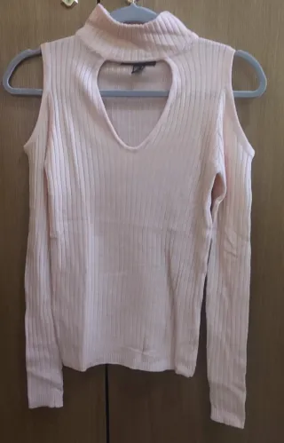 Camiseta manga larga rosa con escote