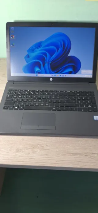 Portátil HP SSD Negro/Gris