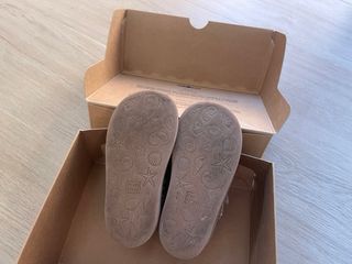 Sandalias piel niña marca POM D’API