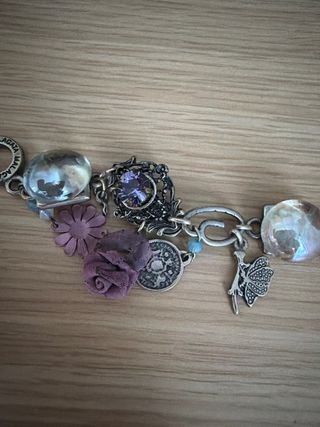 Pulsera de diseño con abalorios