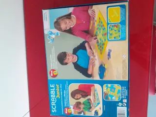 Scrabble Junior Juego de Palabras