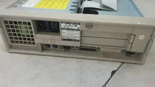 Ordenador Olivetti M300-02 Retro