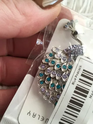 Spilla donna pavone con strass blu e argento