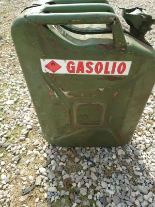 Tanica verde GASOLIO