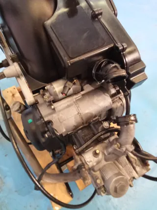 Motor Suzuki Burgman 2004