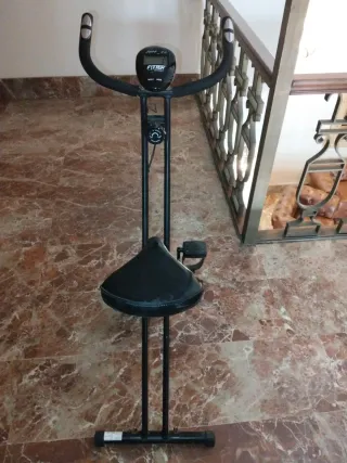 Bicicleta Estática Plegable
