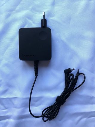 Portátil Lenovo 15” i3 - Ideal estudios y trabajo