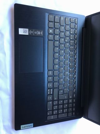 Portátil Lenovo 15” i3 - Ideal estudios y trabajo