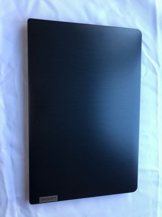 Portátil Lenovo 15” i3 - Ideal estudios y trabajo