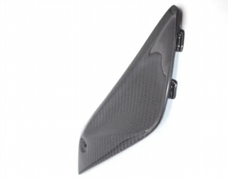 CARENADO DE DEPOSITO EN CARBONO HONDA CBR1000RR