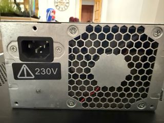 Fuente de Alimentación HP D3006A0 300W