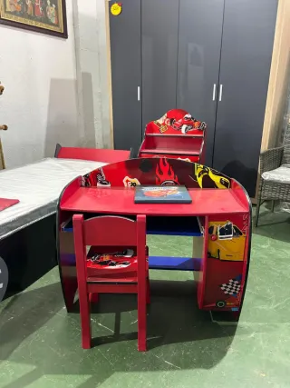 Conjunto dormitorio infantil coche