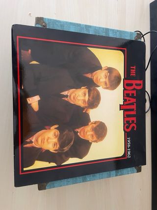 Maleta Tocadiscos Vintage Azul y Negro + vinilo