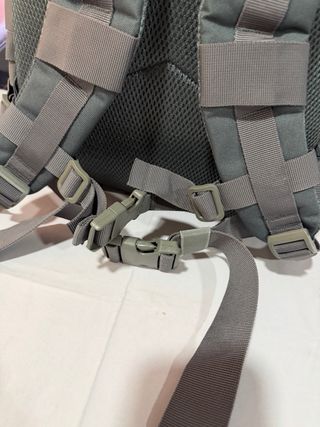 Mochila Táctica Militar 50L Trekking Gris nueva
