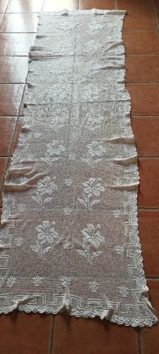 Dos cortinas ganchillo antiguas