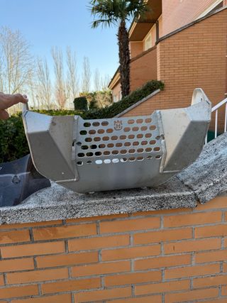 Cubre cárter aluminio Husqvarna Norden 901 expedit