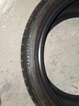 Neumáticos Goodyear 225/40/18 92W