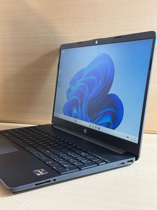 HP Laptop 15s Ryzen 3 / 8GB / 256GB / 2Gb
