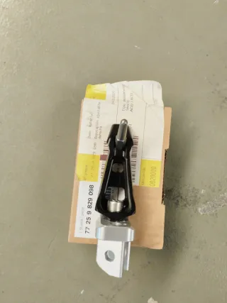 Reposapiés DCHO BMW F900R/F900XR 77259829098