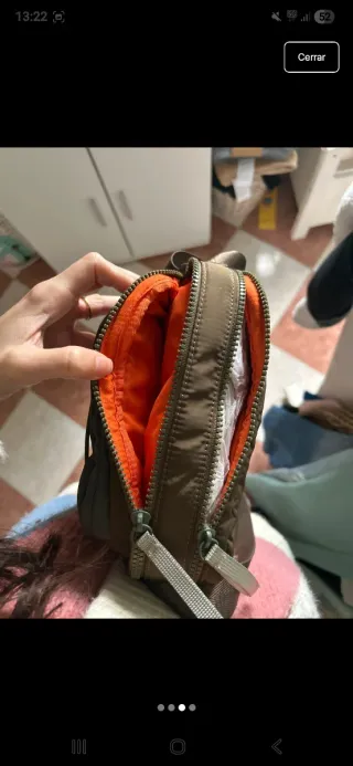 Bolso bandolera marrón y verde militar