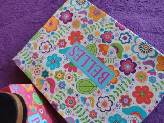 Sandalias negras con tacón