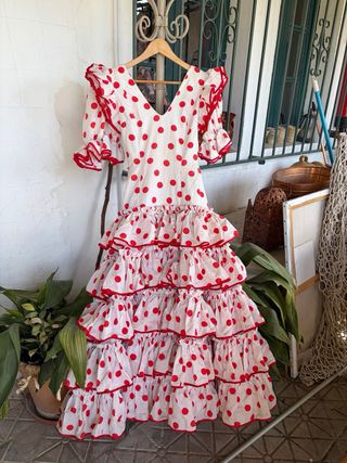 Traje de flamenca niña de 15 € a 30€