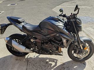 Suzuki GSX-S 750 Negra