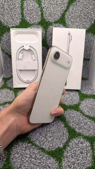 iPhone 17 Air 256gb Gold - Come Nuovo Batt 100%