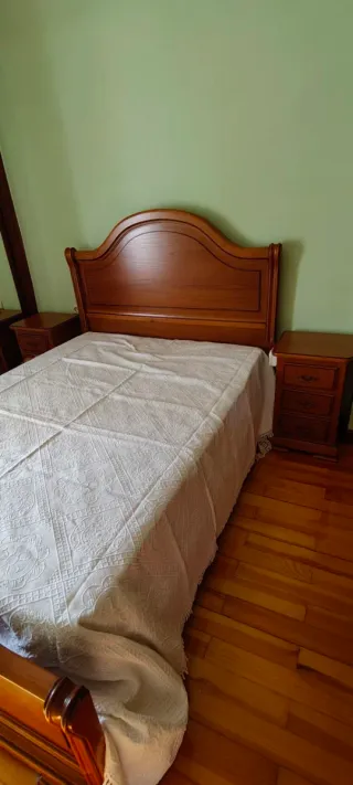 Estructura de cama Matrimonio Madera con dos Mesi