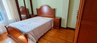 Estructura de cama Matrimonio Madera con dos Mesi