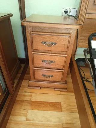 Estructura de cama Matrimonio Madera con dos Mesi