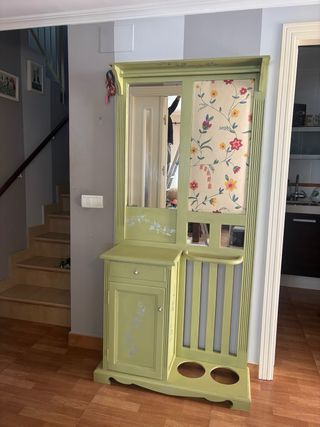 Mueble de entrada retro verde