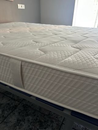 Colchón Pikolin con somier 150x190