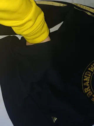 Sudadera Adidas Mujer Negra y Dorada