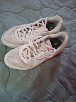 Zapatillas Reebok Blancas y Naranjas