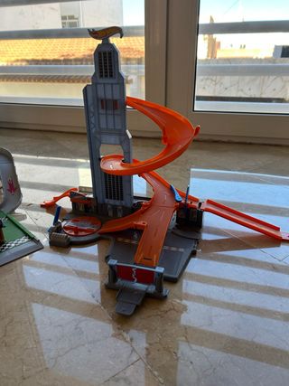 2 Circuitos Hot Wheels Garaje