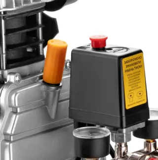 Compresor Dnipro-M AC-48 1200W