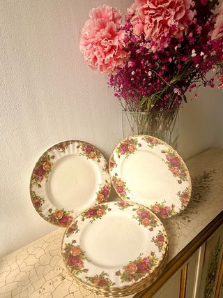 6 Platos llanos y 6 platos hondos Royal Albert