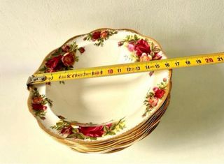 6 Platos llanos y 6 platos hondos Royal Albert