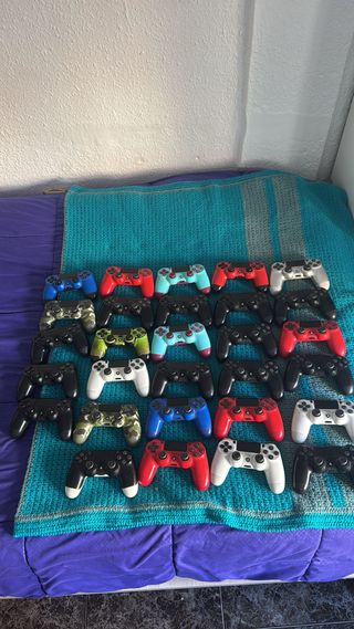 Lote 29 mandos PS4 para reparar