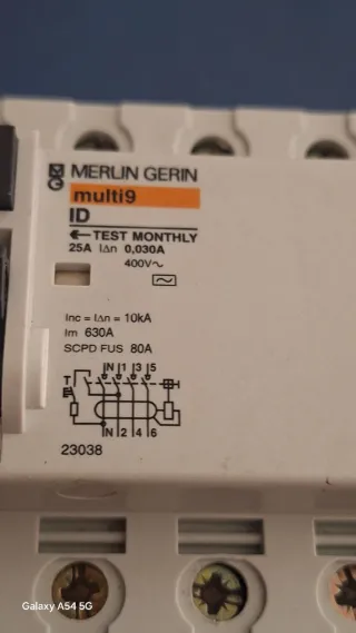 Diferencial Merlin Gerin 4 polos 25A 0,03A